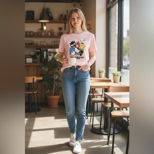 Sanrio Hello Kitty and Friends Pink Graphic Tee - Size M